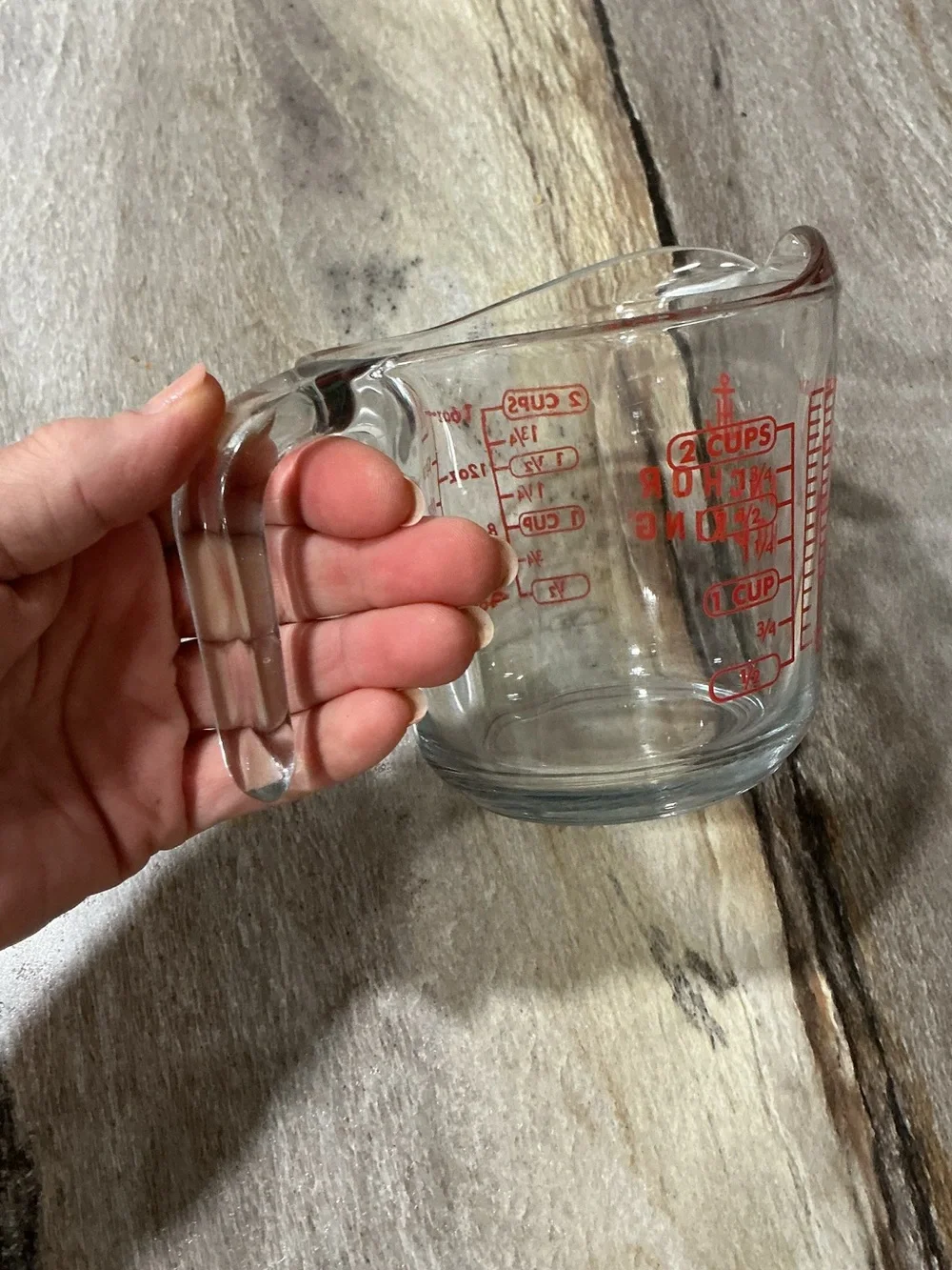 Anchor Hocking 2 Cup 16 oz Glass Measuring Cup Red Print Microwave Safe
